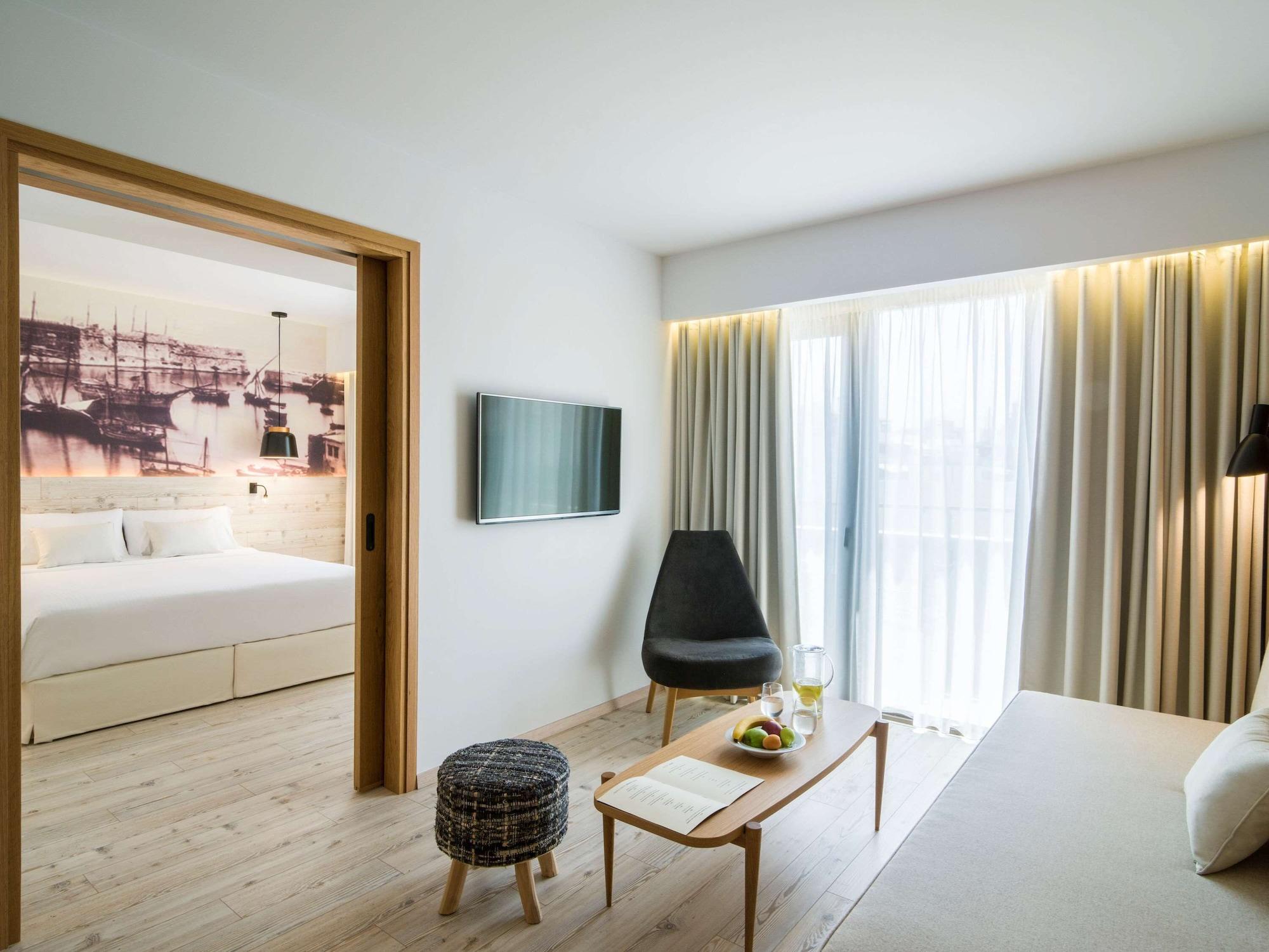 Ibis Styles Heraklion Central Exterior foto
